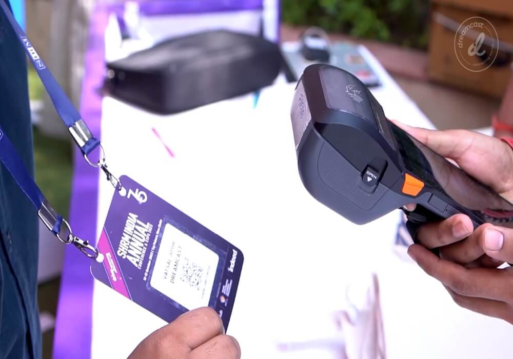 QR-badges-scanning