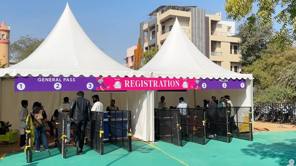 event registration desk